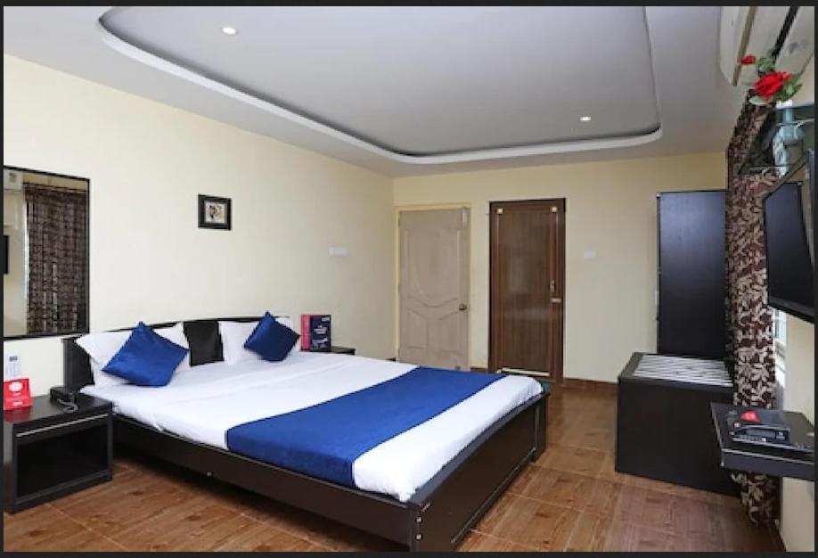 Hotel Bluewheel Bhubaneswar Zewnętrze zdjęcie